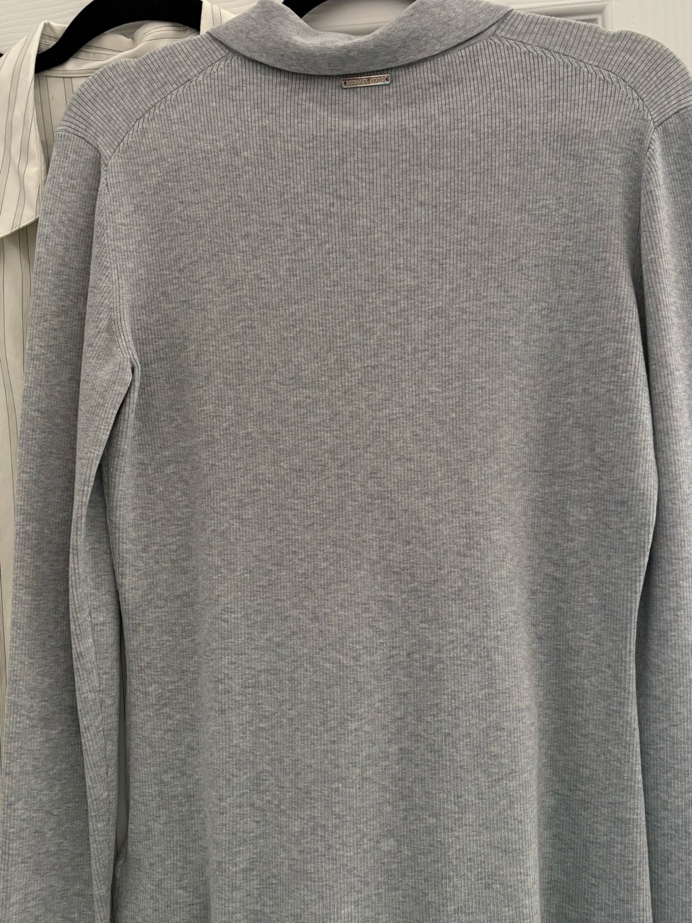 Classic Grey Ribbed Button-Front Knit Top - Picture 6 of 9